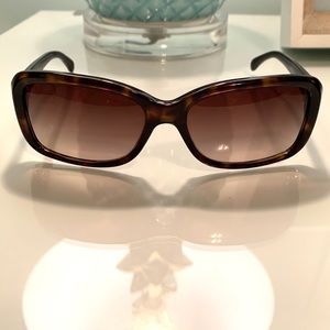 CHANEL Camellia Flower Logo Sunglasses